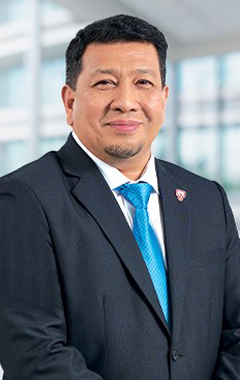 portrait of TNB CEO and Executive Director Datuk Ir Megat Jalaluddin